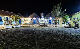 White Land Villagestay